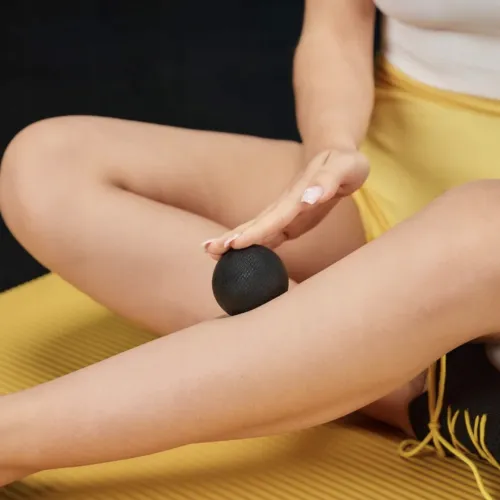 Гладкий масажний м'ячик: